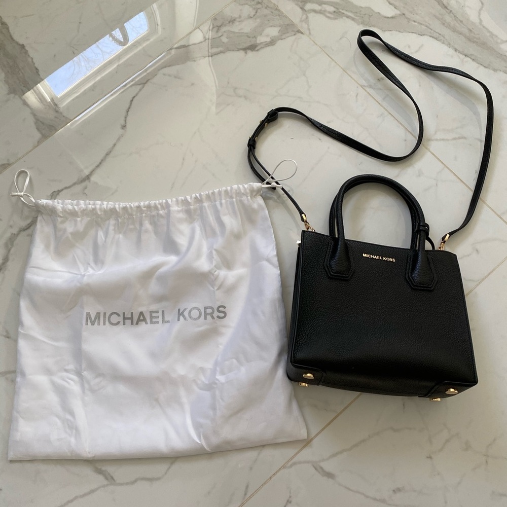 Michael Kors messenger bag - Picture 2 of 8
